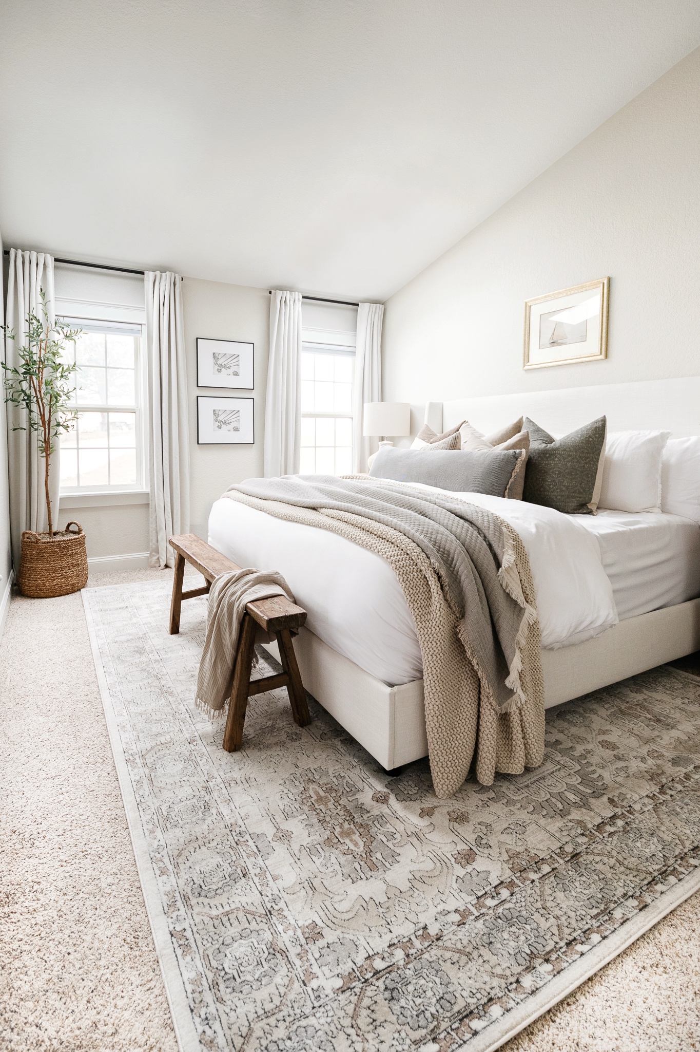 Home Tour - Living With Meg